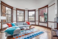 CA Ventures aims to deliver highly amenitized, best-in-class, near-campus properties in leading university markets, both nationally and internationally, like the ARC at Old Colony in Chicago (above).