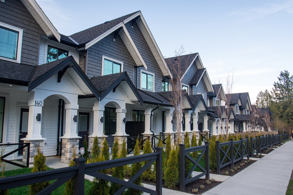 A row of new townhouses or condominiums.