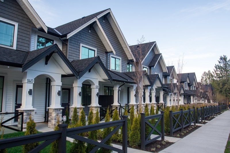 A row of new townhouses or condominiums.