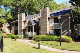 Fields Waterford Point in Lithia Springs, Ga., will undergo a planned rebrand to 670 Thornton.