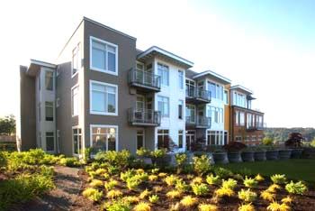 Builder: Opus NW Contractors Developer: Opus Northwest Architect: Stephen W. Cox Opened: July 2006 Units: 180 Unit Mix: One-, two-, and three-bedrooms Prices: $200,000 to $850,000