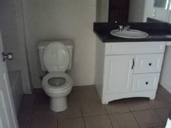 A one bedroom condo is renting on East Camelback Road in Phoenix&nbsp;for $750/month.