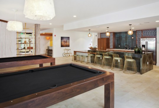 2016 MFE AwardsApartment Renovation: GrandBroadstone Coronado on the BayAlliance Residential