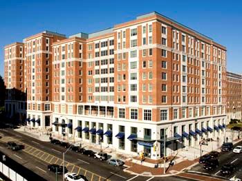 Developer: Collegetown Development Alliance Architect: Design Collective Opened: September 2006 Units: 212 (615 beds) Unit Mix: One-, two-, and four-bedrooms Price: $877 per student