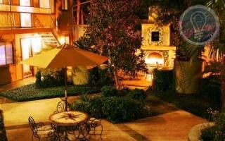 The Annex Avenue unit is renting for $990 /month. The property also&nbsp;has a beautiful outdoor space.