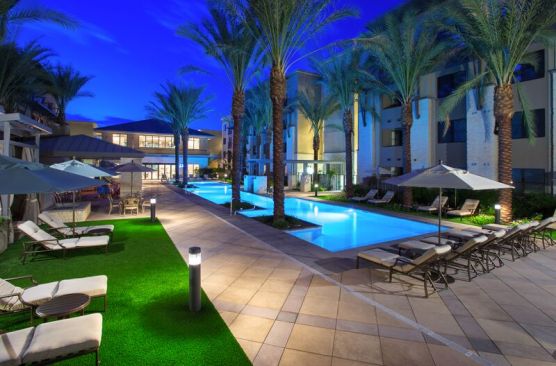 At its properties, such as Broadstone Lincoln in Scottsdale, Ariz., Alliance Residential&nbsp;is taking a “consultative” approach to leasing,&nbsp;getting to know individual prospective residents and what they need. The tack has shown the developer that boomers often enjoy living in buildings with younger residents.