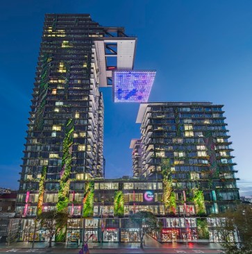At night, 320 reflectors turn into an LED light show by artist Yann Kersal&eacute;. Image courtesy of Frasers Property Australia and Sekisui House Australia