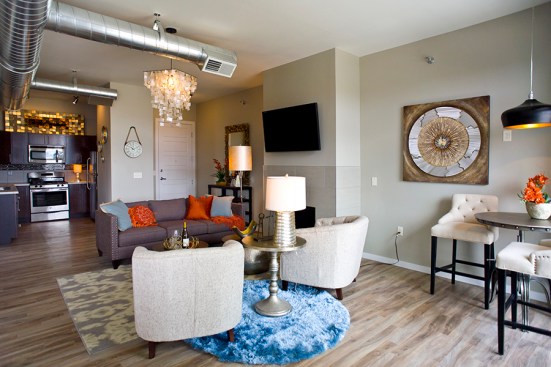 Phillips Ave. Lofts