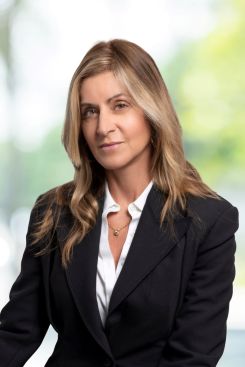 Vicky Schiff