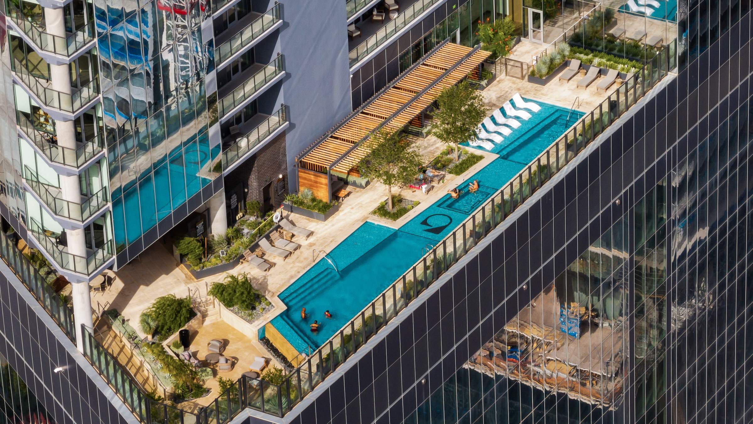 Residences at 6G